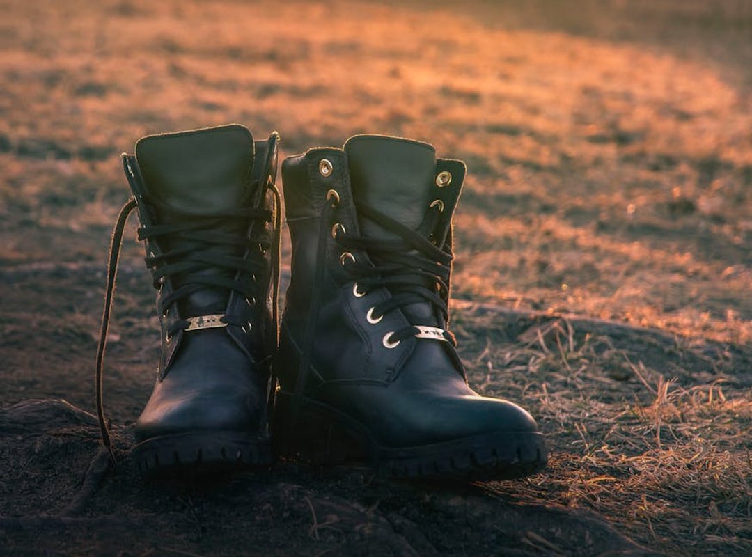 Adding Text and Graphics to Your Profile Picture